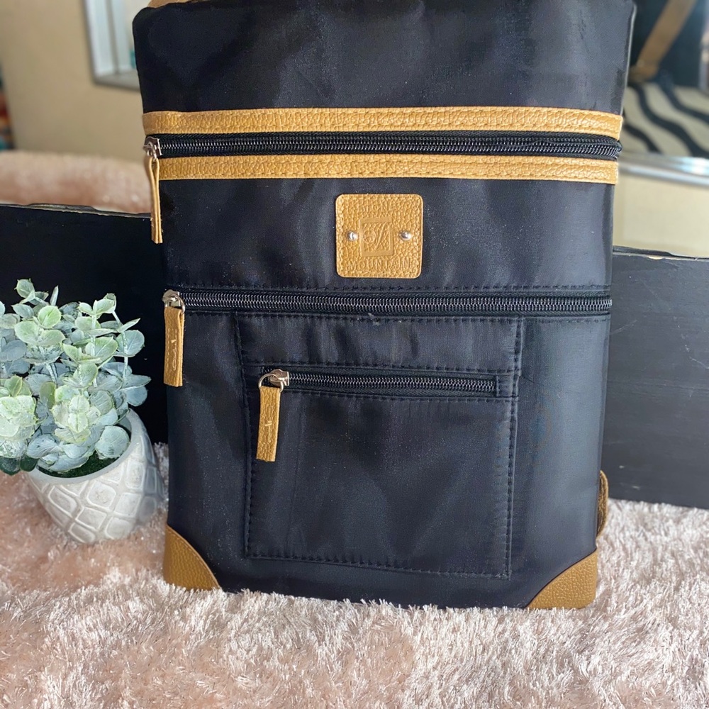 Stone Mountain handbag